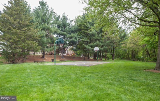 3124 ASHBURTON AVE, Herndon, VA 20171