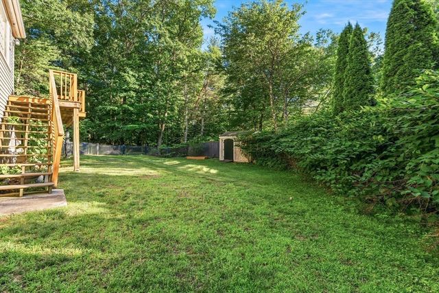 21 Goulding St E, Sherborn, MA 01770