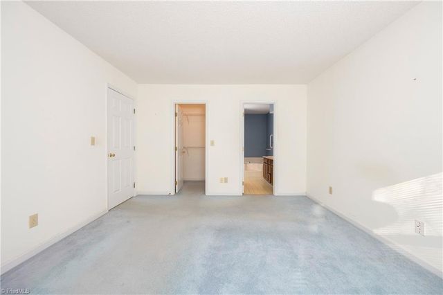 2716 Sawgrass Court, Winston-salem, NC 27103