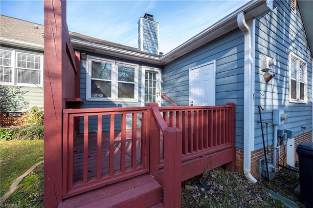 2716 Sawgrass Court, Winston-salem, NC 27103