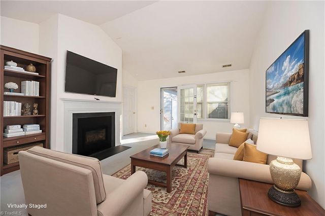 2716 Sawgrass Court, Winston-salem, NC 27103