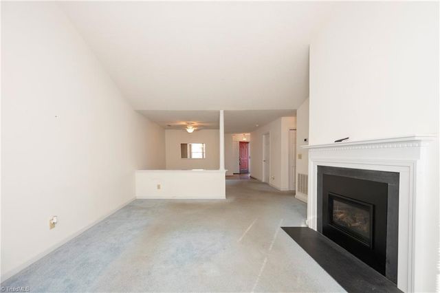 2716 Sawgrass Court, Winston-salem, NC 27103