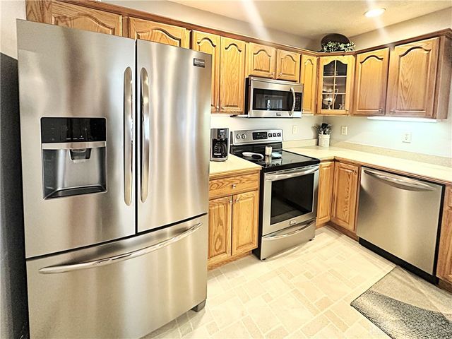 1480 Maplecrest Drive, Troy, OH 45373