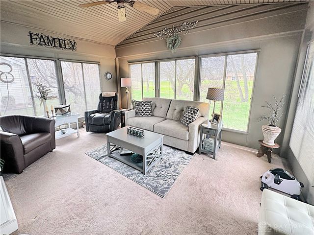 1480 Maplecrest Drive, Troy, OH 45373