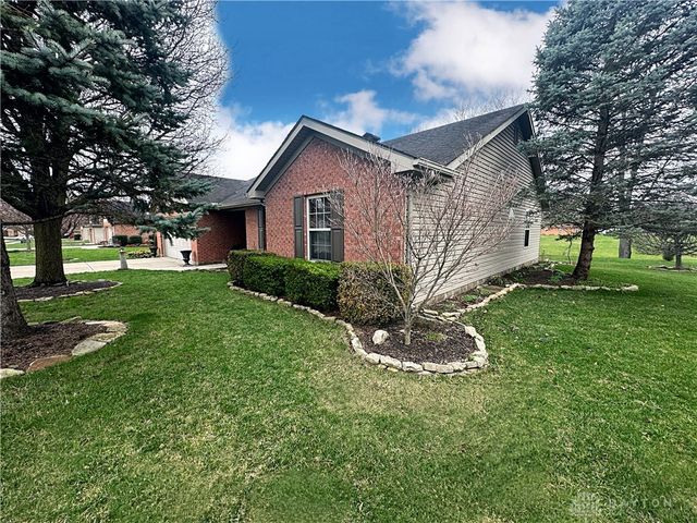 1480 Maplecrest Drive, Troy, OH 45373