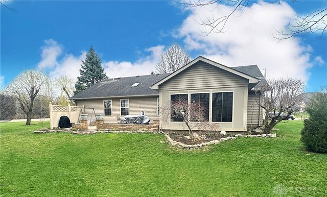 1480 Maplecrest Drive, Troy, OH 45373