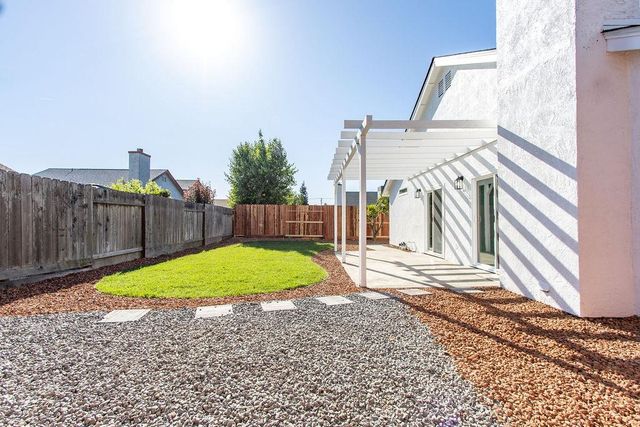 1444 Waterthrush Way, Turlock, CA 95382