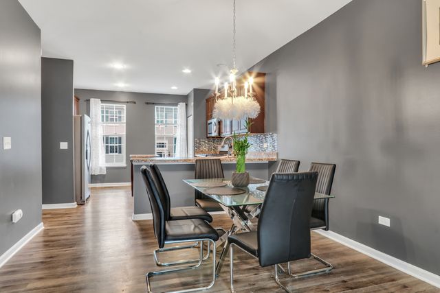 214 Lionel Drive, Grayslake, IL 60030