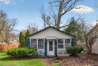 141 W Granet Avenue, Hazel Park, MI 48030