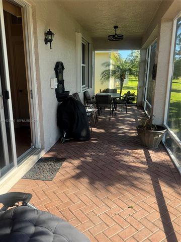 715 SW Rocky Bayou Ter, Saint Lucie West, FL 34986