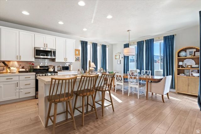 15 W ORCHARD LN, Bountiful, UT 84010