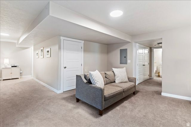 15 W ORCHARD LN, Bountiful, UT 84010