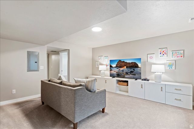 15 W ORCHARD LN, Bountiful, UT 84010