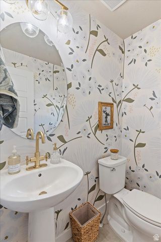 15 W ORCHARD LN, Bountiful, UT 84010
