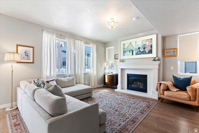 15 W ORCHARD LN, Bountiful, UT 84010