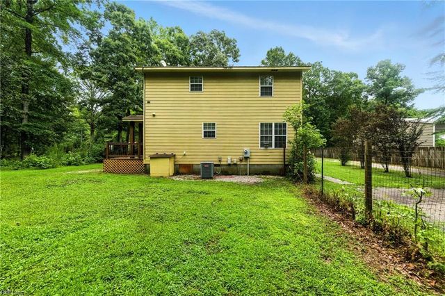3920 Cedar Bush RD, Hayes, VA 23072