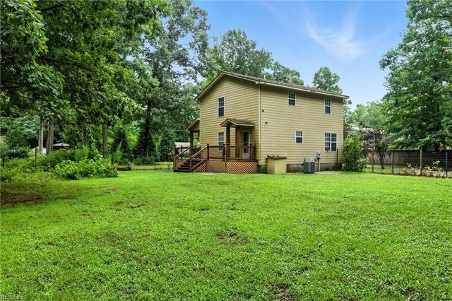 3920 Cedar Bush RD, Hayes, VA 23072