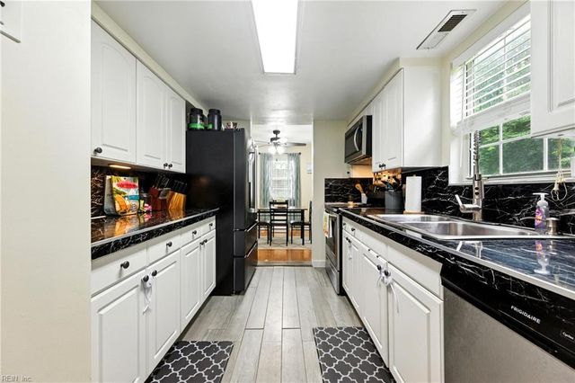 3920 Cedar Bush RD, Hayes, VA 23072