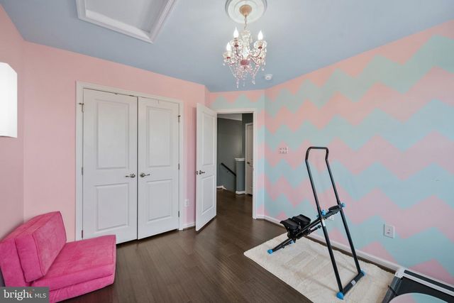 184 TROUT LILY DR, Lake Frederick, VA 22630