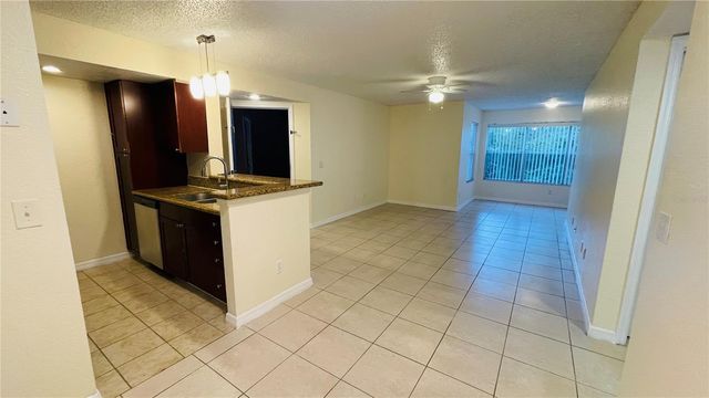 5120 CONROY ROAD 13, Orlando, FL 32811