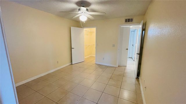 5120 CONROY ROAD 13, Orlando, FL 32811