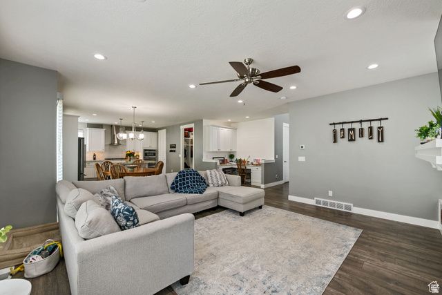 10695 S DIELSDORF RD, Sandy, UT 84092