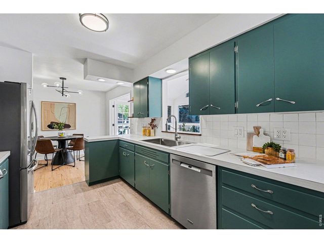 105 Columbia Rd, Fort Collins, CO 80525