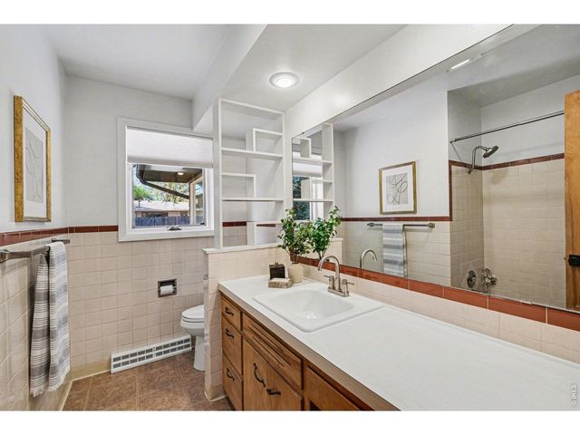 105 Columbia Rd, Fort Collins, CO 80525