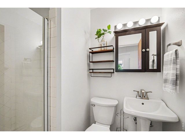 105 Columbia Rd, Fort Collins, CO 80525