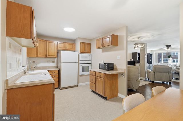 9176 RYERSON RD, Philadelphia, PA 19114