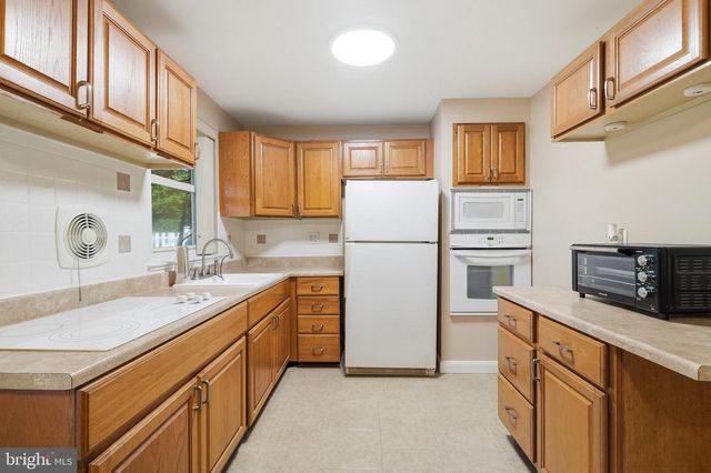 9176 RYERSON RD, Philadelphia, PA 19114