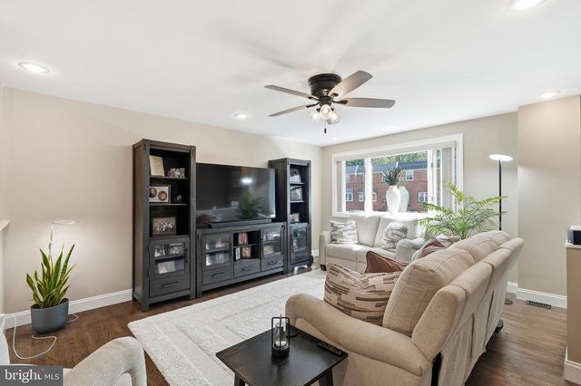 9176 RYERSON RD, Philadelphia, PA 19114