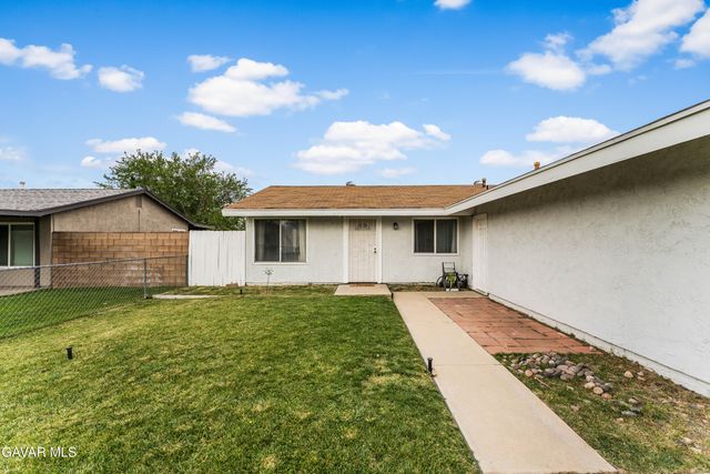 2229 W Avenue K13, Lancaster, CA 93536