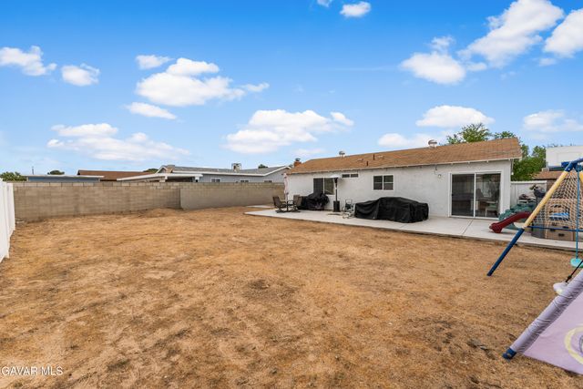 2229 W Avenue K13, Lancaster, CA 93536