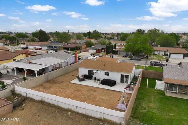 2229 W Avenue K13, Lancaster, CA 93536