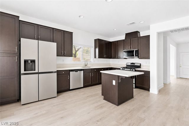 10600 Capitol Peak Avenue, Las Vegas, NV 89166