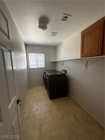 2569 Williamsburg Street, Henderson, NV 89052