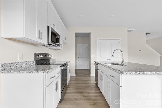 132 Red Cedar Lane, Statesville, NC 28625