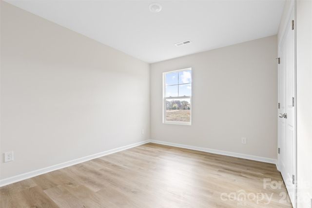 132 Red Cedar Lane, Statesville, NC 28625