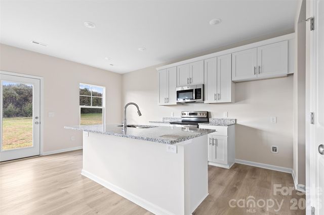 132 Red Cedar Lane, Statesville, NC 28625