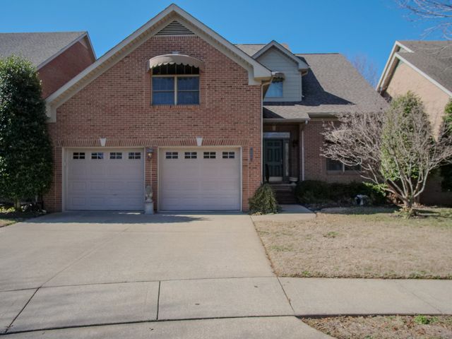 114 Hunt Crest Ct, Clarksville, TN 37043