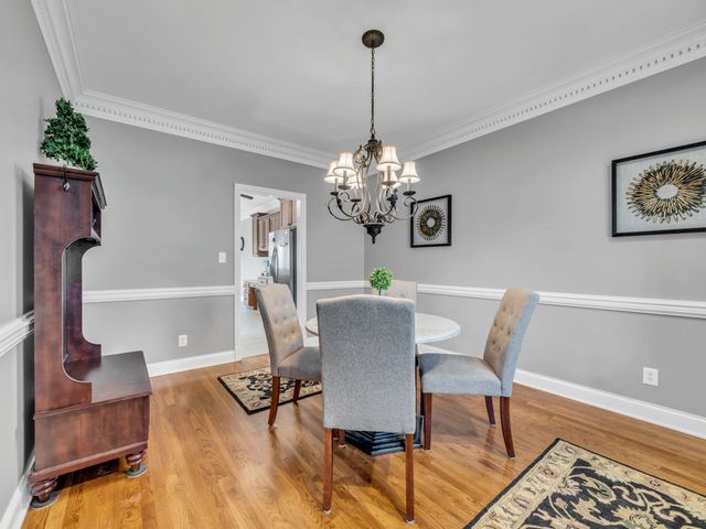 114 Hunt Crest Ct, Clarksville, TN 37043