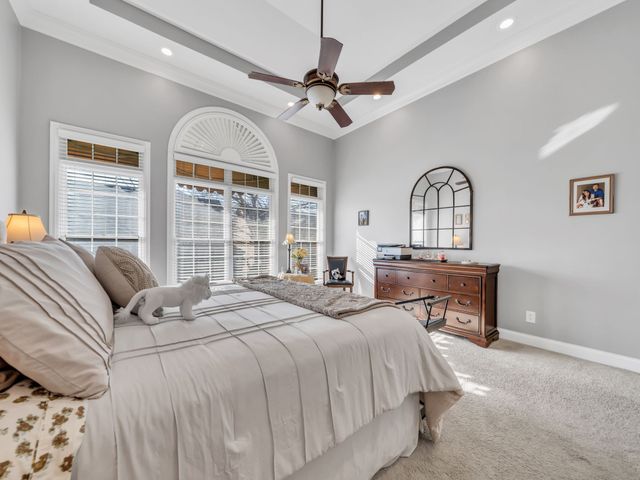 114 Hunt Crest Ct, Clarksville, TN 37043
