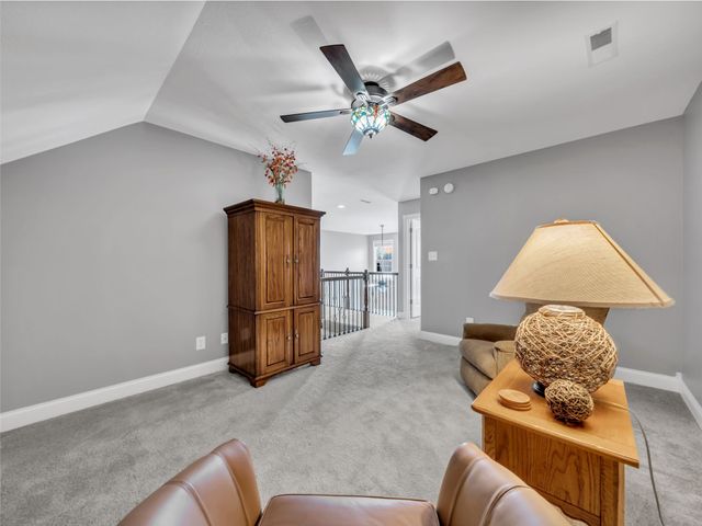 114 Hunt Crest Ct, Clarksville, TN 37043