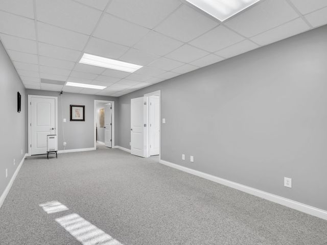 114 Hunt Crest Ct, Clarksville, TN 37043