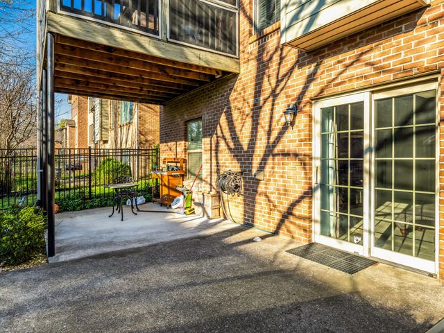 114 Hunt Crest Ct, Clarksville, TN 37043