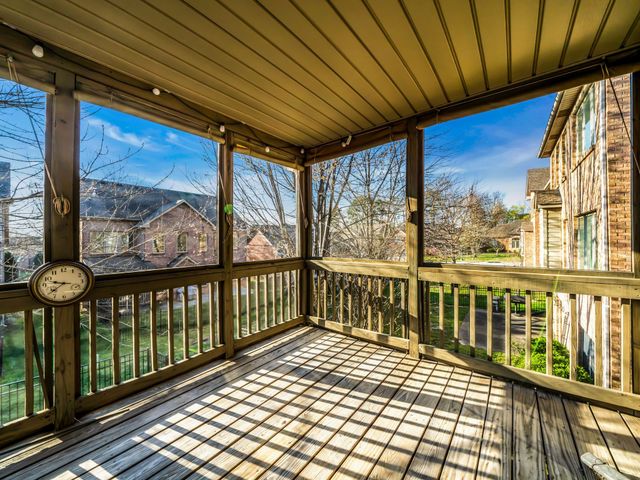 114 Hunt Crest Ct, Clarksville, TN 37043