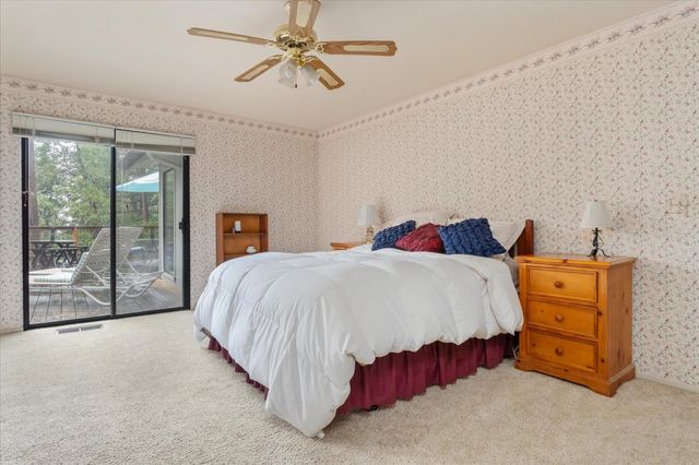 596 Sugarbush Ln, Murphys, CA 95247