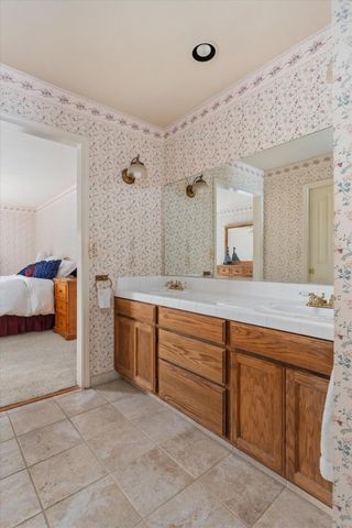 596 Sugarbush Ln, Murphys, CA 95247