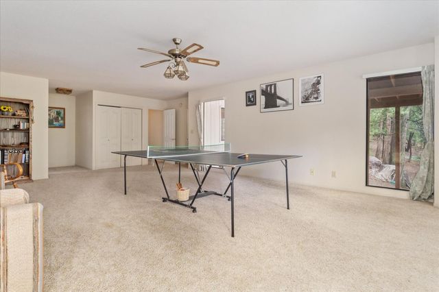 596 Sugarbush Ln, Murphys, CA 95247